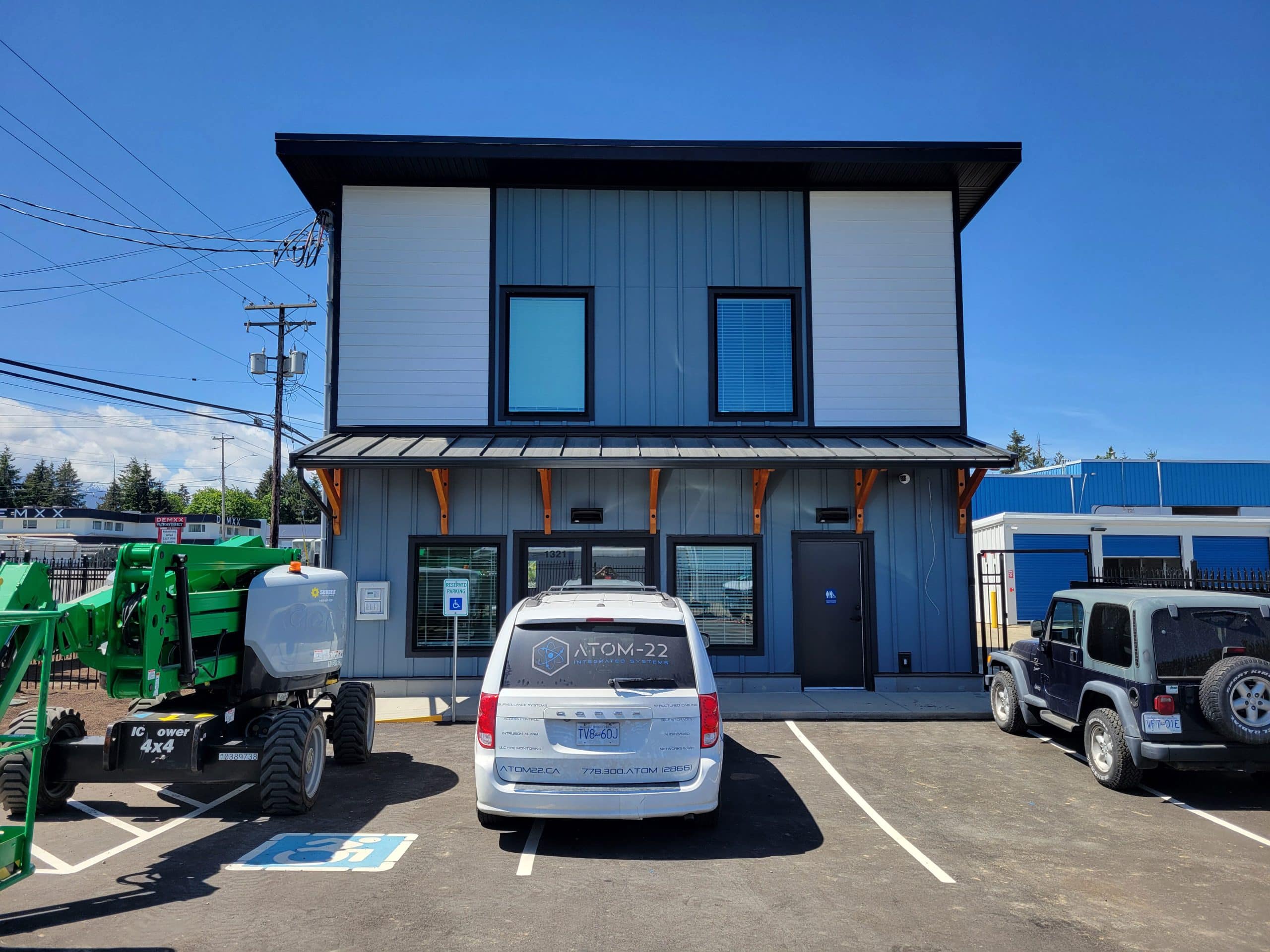 Modern All Access Storage office building with signage in Parksville, BC.