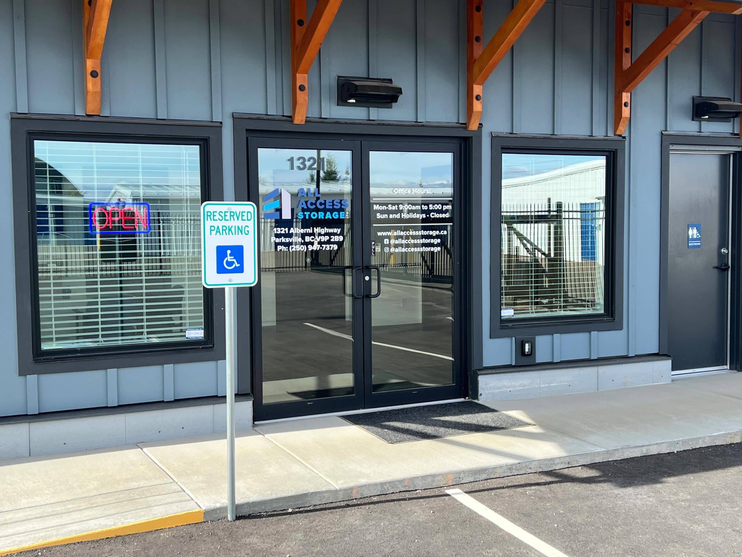 Gated storage facility with security cameras in Parksville