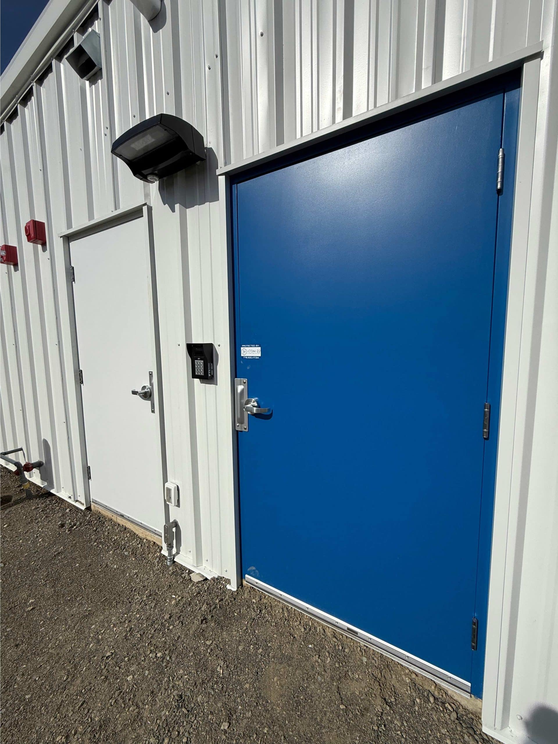 Outdoor storage facility with easy drive-up access in Parksville